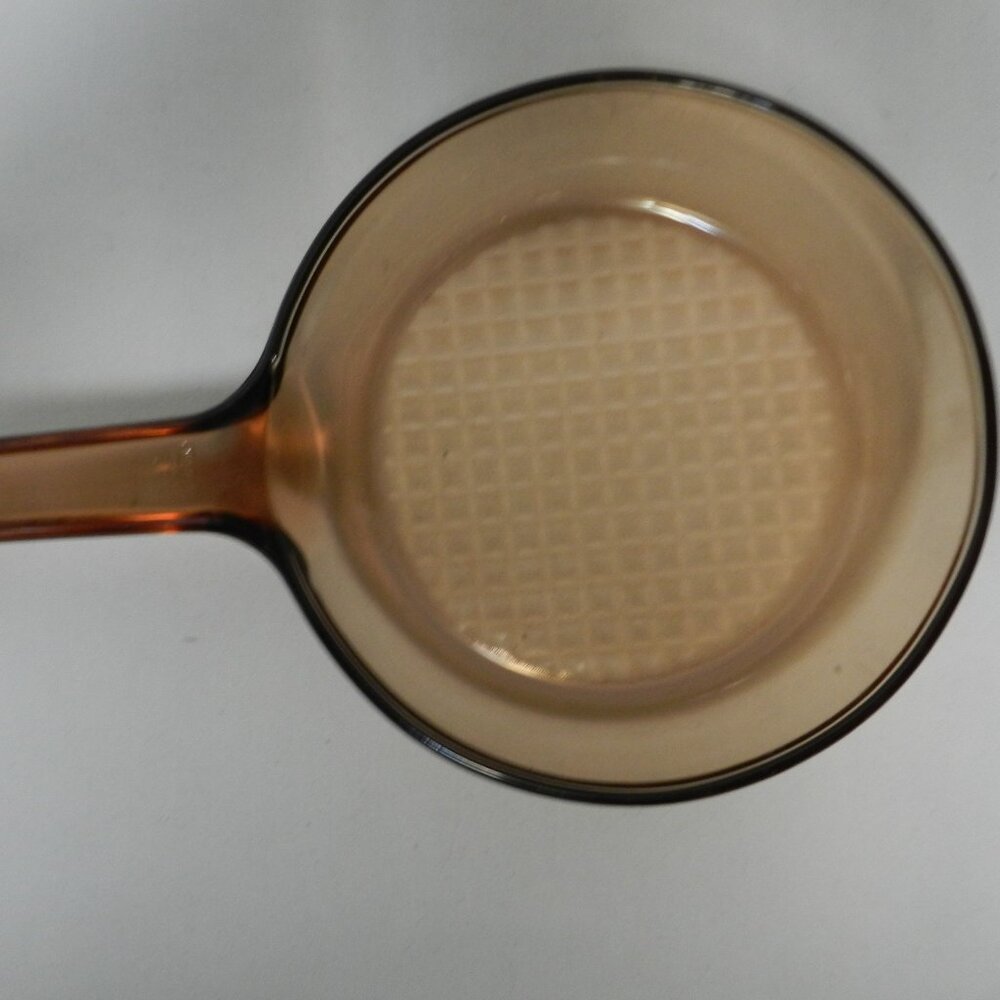 Vintage Corning Ware USA amber Glass pan waffle bottom skillet frying pan 7"